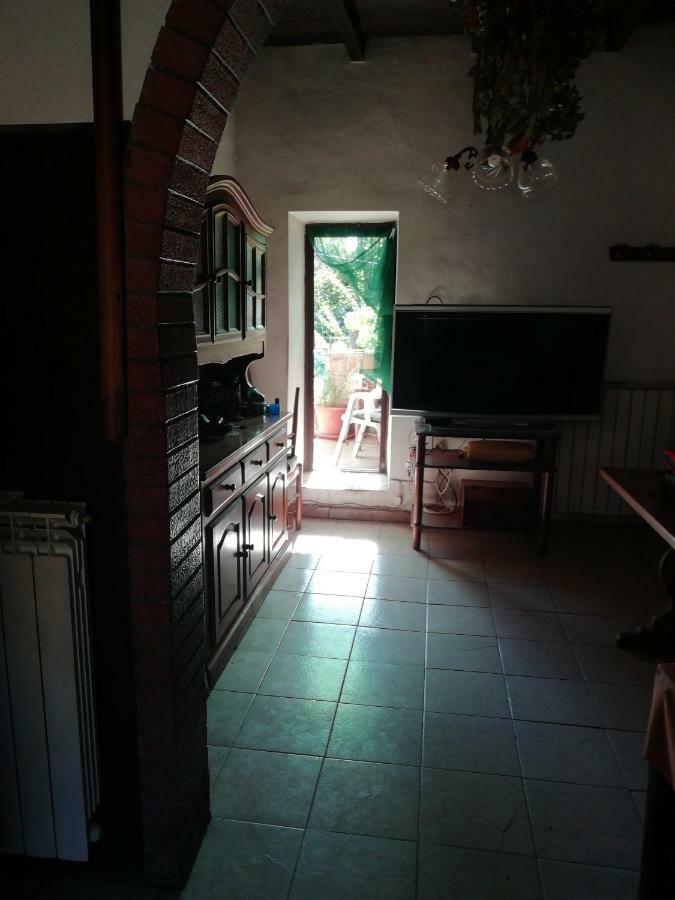 Relax Dal Caos Di Citta Apartment Barbarano Romano Bagian luar foto